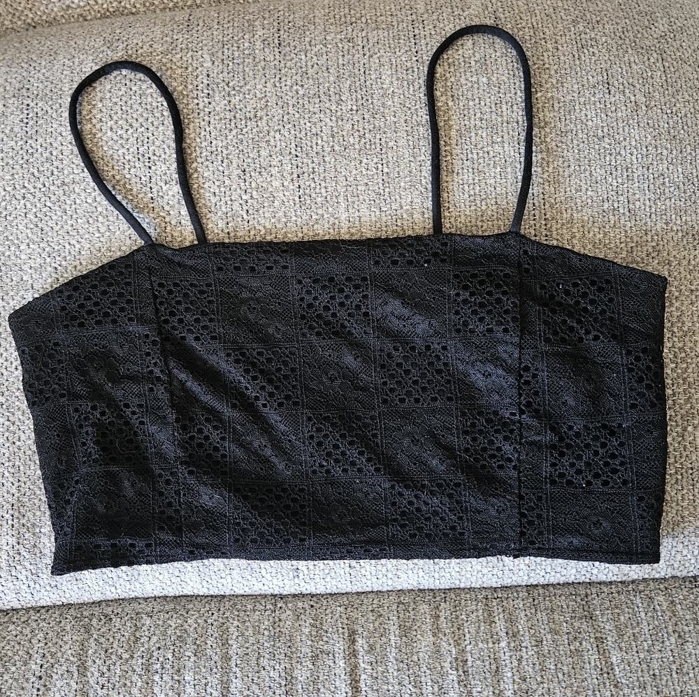 Elegant Black Lace Crop Top